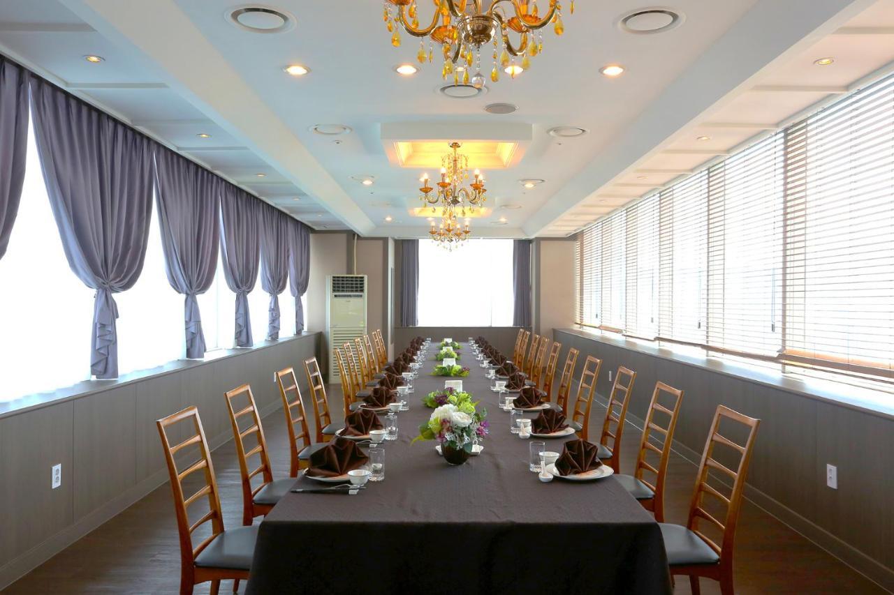 Daegu Aw Hotel Екстер'єр фото